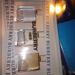 Burberry Her Collection Mini Gift Set for Sale in Seattle, WA - OfferUp