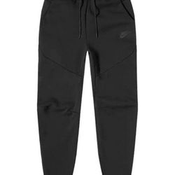 Black Nike Tech Fleece Sweats