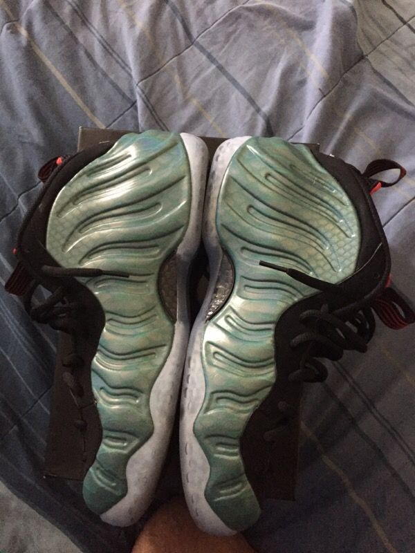 Gone fishing foams .