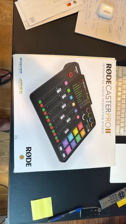 RØDE RØDECaster Pro II All-in-One Production Solution for Podcasting, Streaming, Music Production and Content Creation,Black