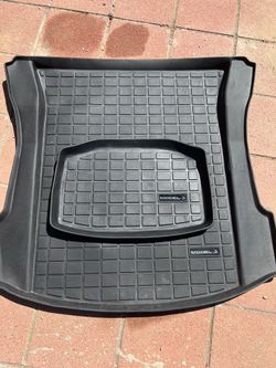 Tesla model 3 floor mats