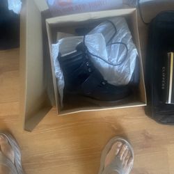 Ladies Boots Size 7 $30. Brand New 