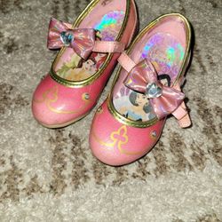 Disney Princess Shoes Size 7