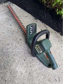 Black & Decker 16” Electric Edger in good shape!