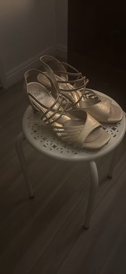 Formal dress shoes