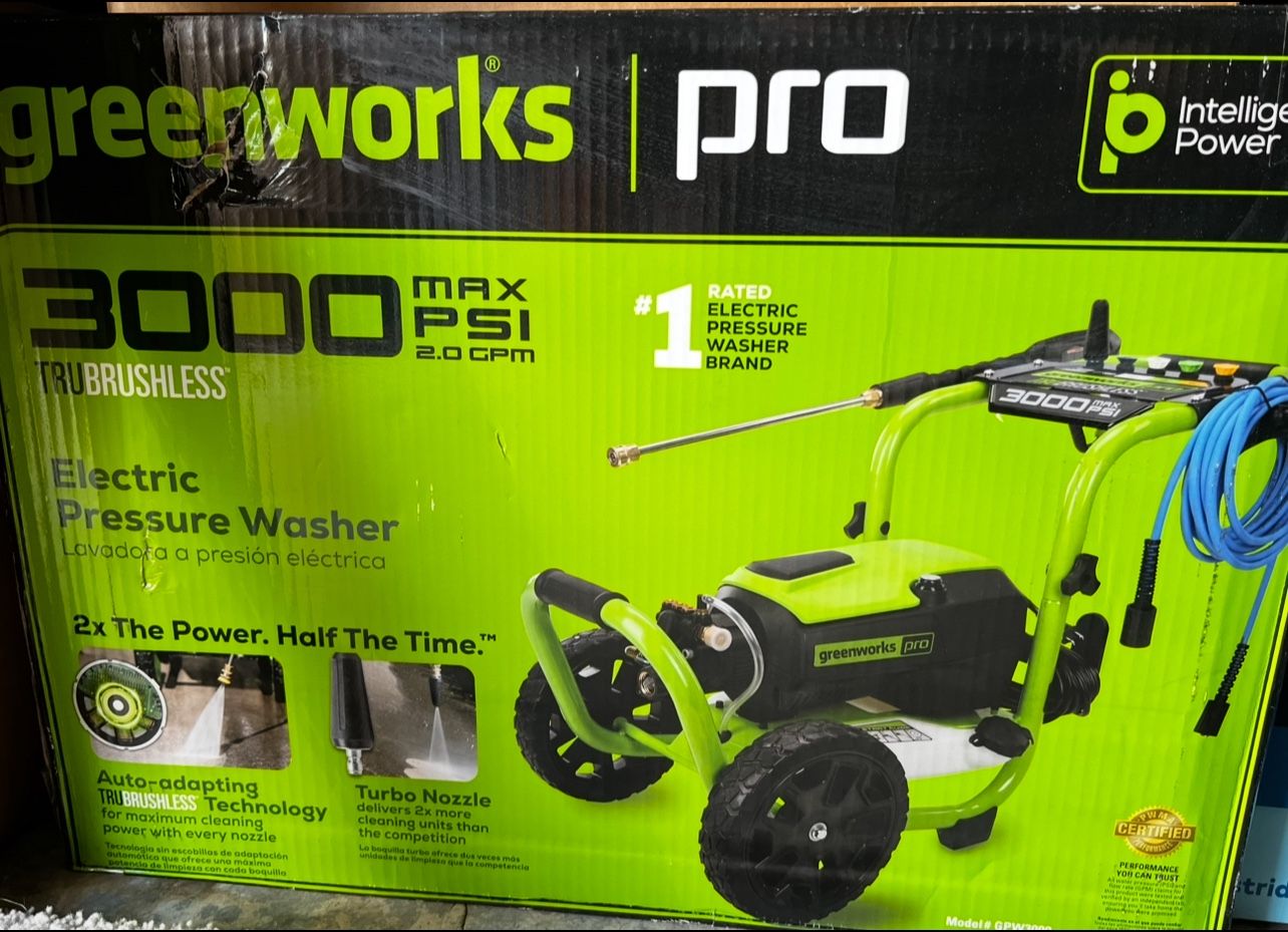 Greenworks Pressure Washer. 3000 PSI. New