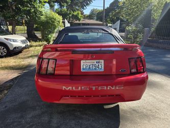 Convet Ford mustang