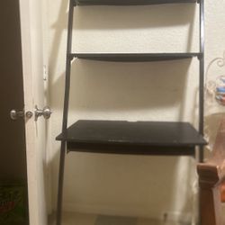 3 Tier Computer Desk With Pull Out Shelf For Key Board 
