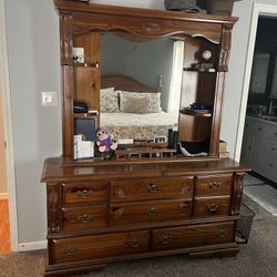 Solid wood bedroom Set 