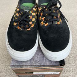 $60 For All 6 Pairs Vans Shoe Bundles 