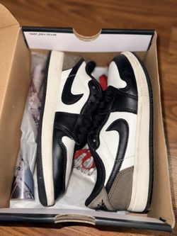 Jordan 1 Low  Size 2.5y 