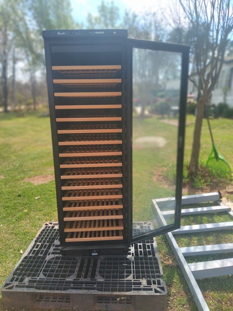 Wine Cooler Aventi