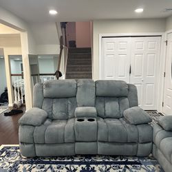 Beautiful Couch Reclining Set Barely Used 