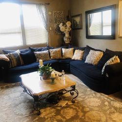 Sectional 🛋️ Couch 