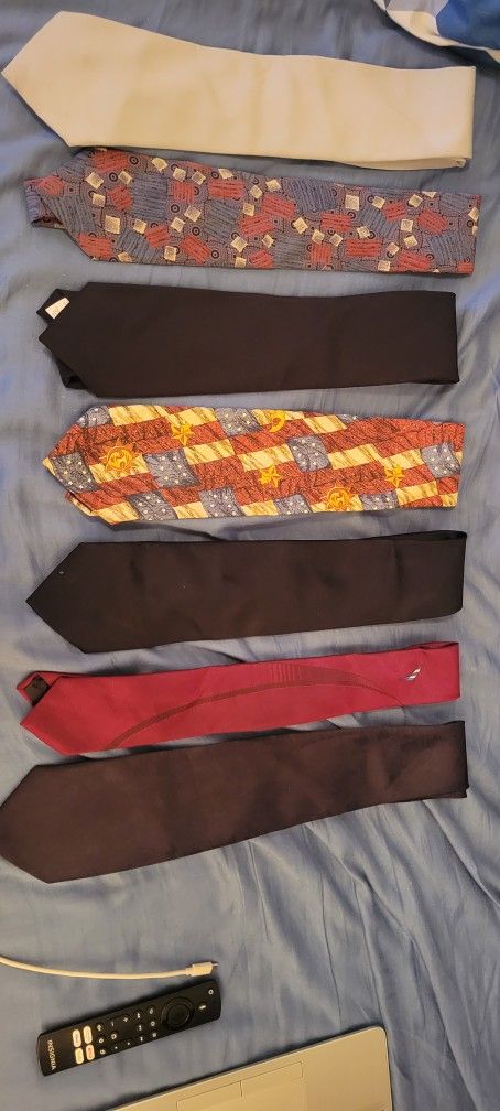 Men's Ties, Mix Of Silk And Non Silk, Mix Of Brands