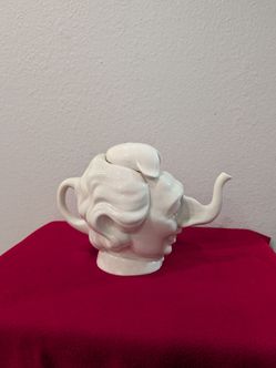 Vintage 1980s Carlton Ware Luck & Flaw Spitting Image Margaret Thatcher Ceramic Teapot