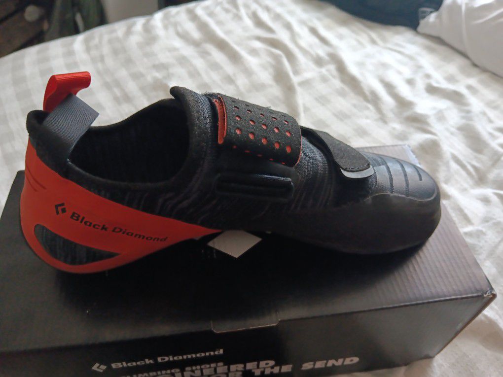 Black Diamond Zone LV Climbing Shoe - sporting goods - by owner