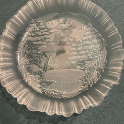 8” holiday classic bon bon dish