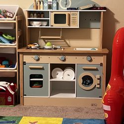 Toddler kitchen 