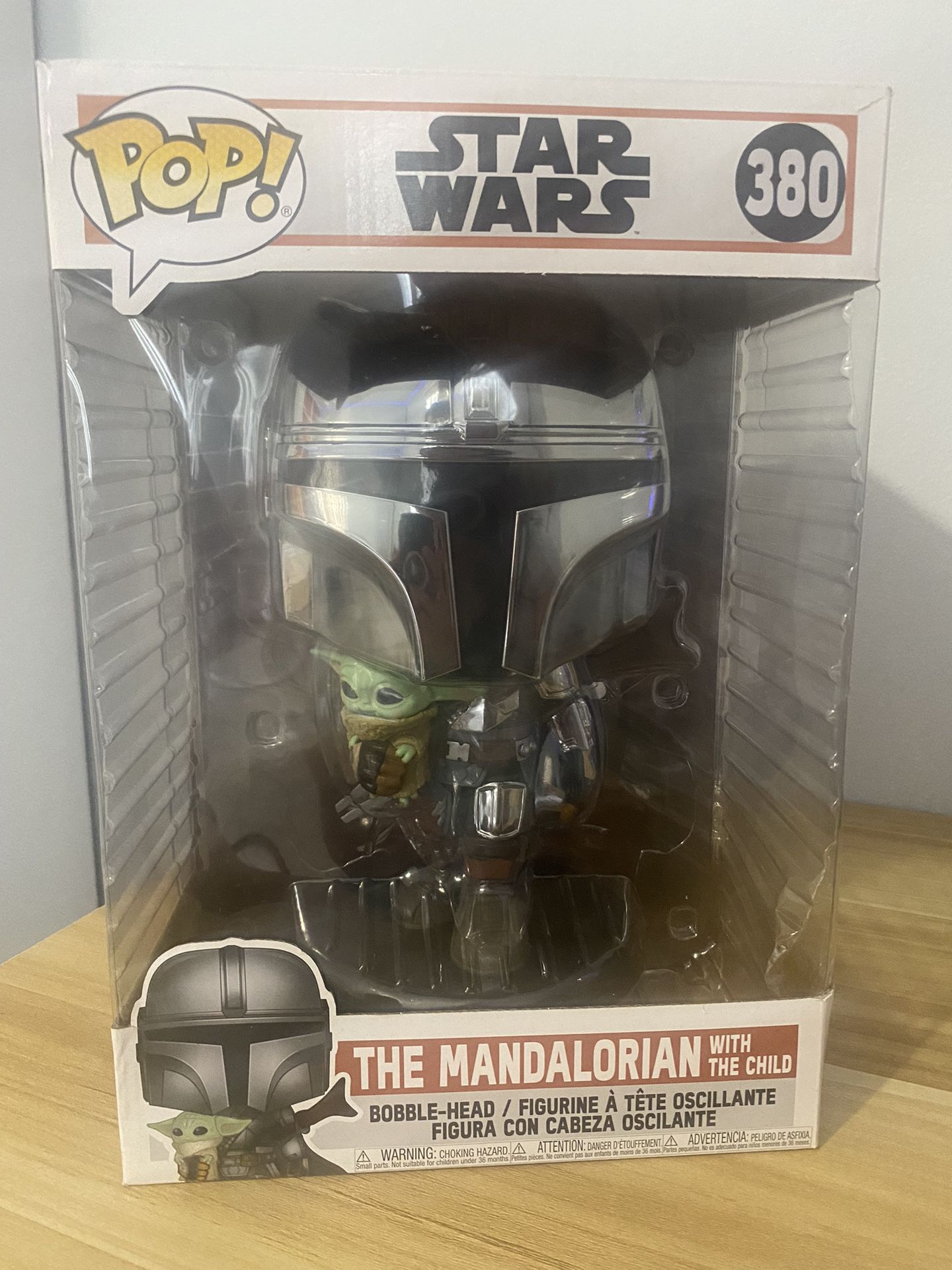 380 10” The Mandalorian With The Child Funko Pop