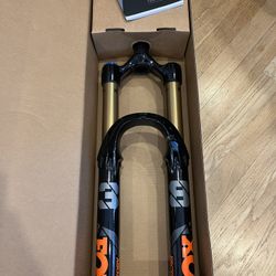 Fox 38 mountain bike fork brand new