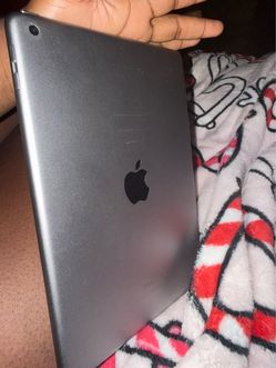 I Pad With Home button