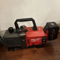Milwaukee M18 Vacuum Pump HVAC