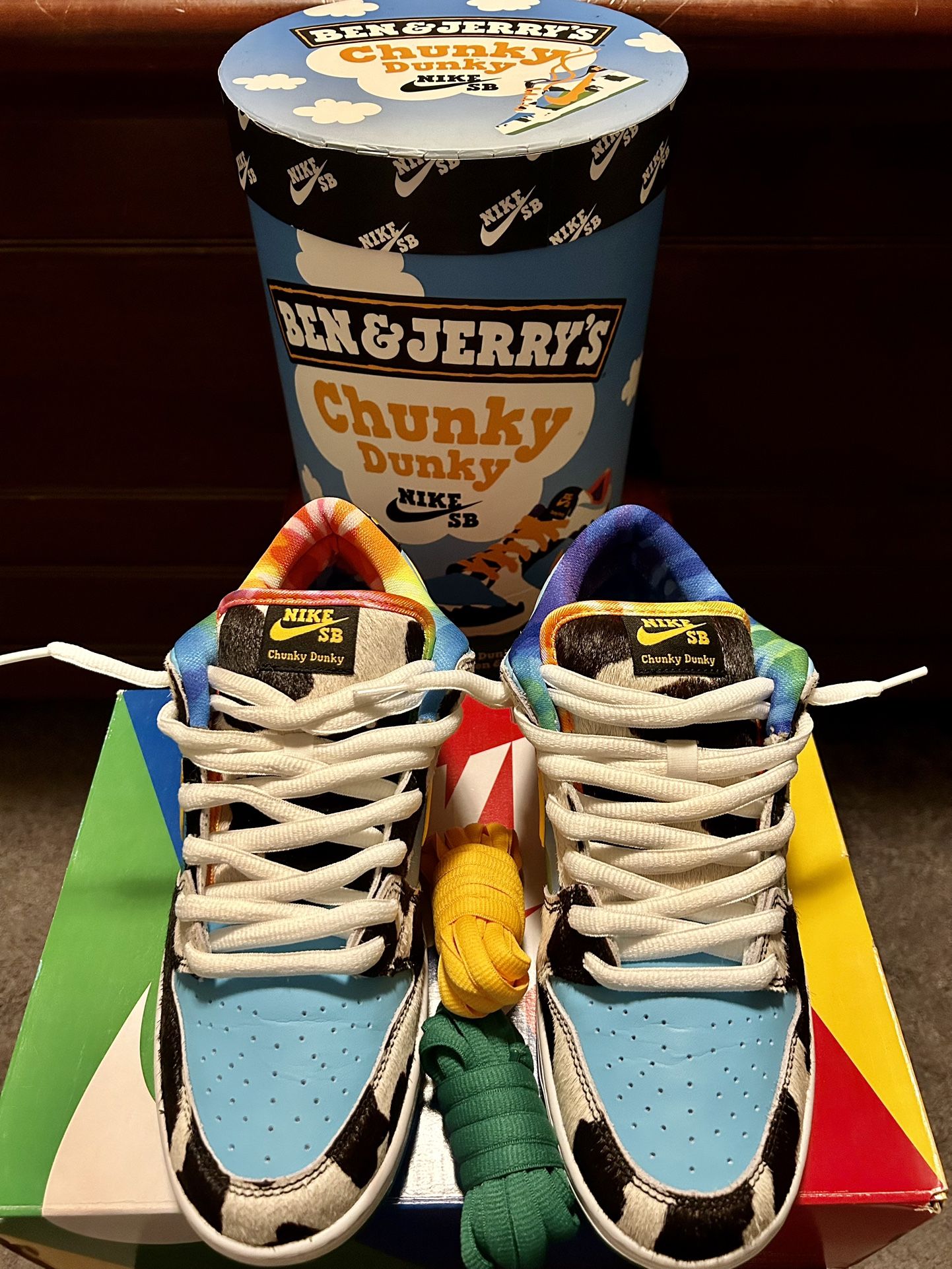 Nike SB Dunk Low Pro Chunky Dunky Sz 9 Special Box Friends And Family Jordan 1 OG