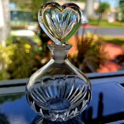 Waterford " MARQUIS" Perfume Bottle With Heart Shape Stopper Hand Cut Crystal 2.5"×4.5"