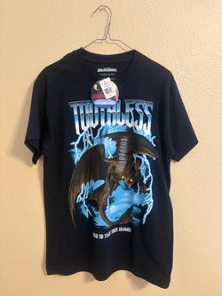 DreamWorks Men’s M Black Toothless How to Train Your Dragon Graphic Tee
