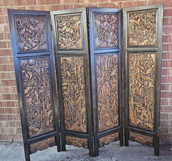 Vintage Hand Carved Chinese Screen