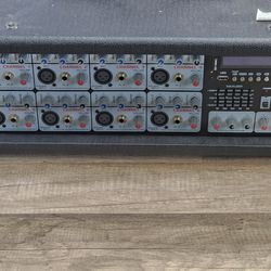 Rockville 2400w 8 Channel MIXER With Effects