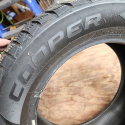 Snow Tires 23560r18