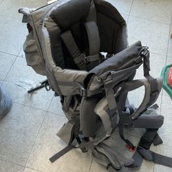 Child hiking carrier