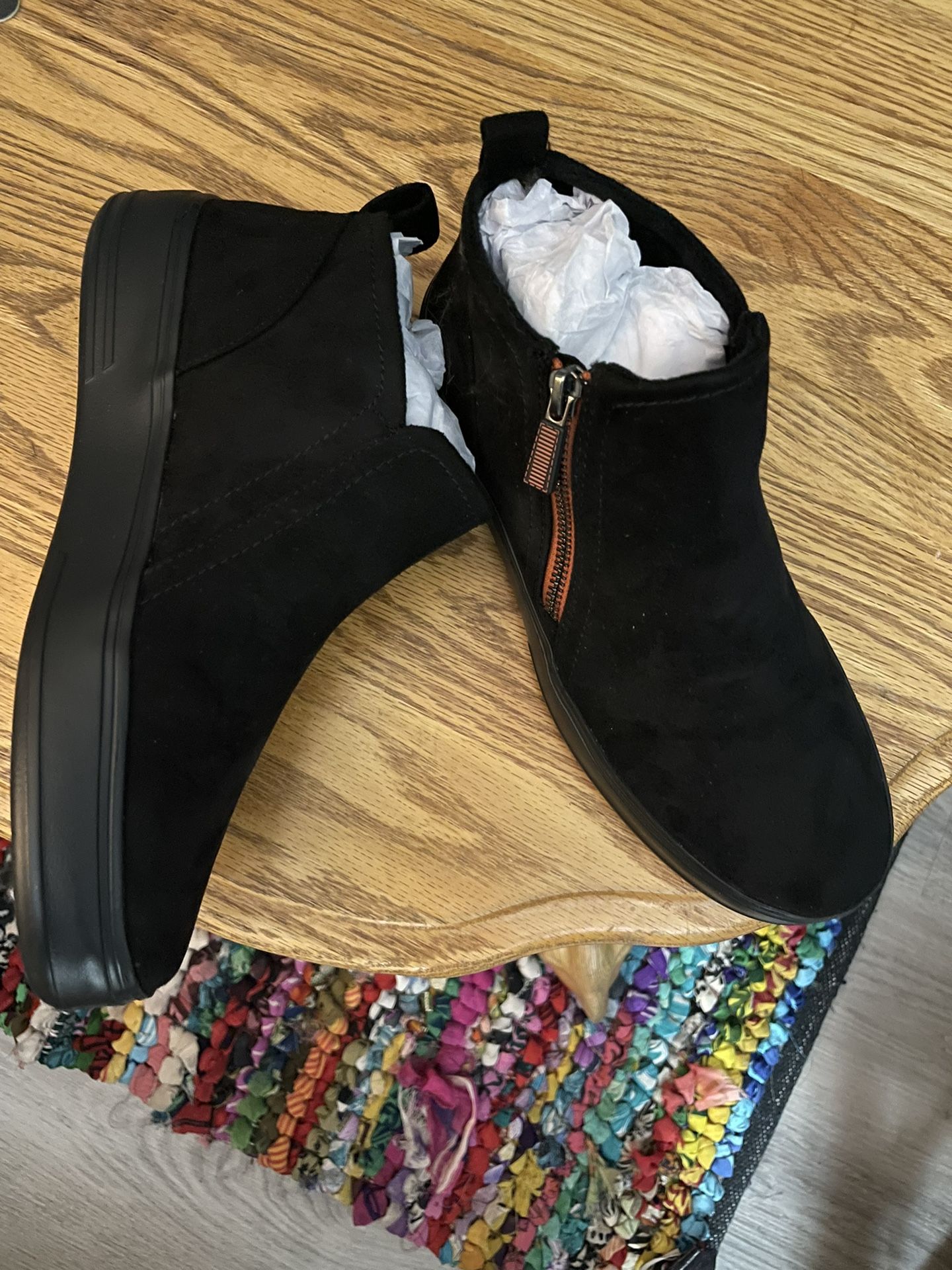 Brand New Dearfoam Boots