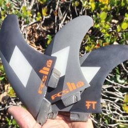 FCS II FT Pro Tri Fin Set, Large -FCS Felipe Toledo Surfboard Fins Fin Set 