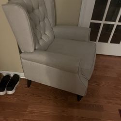 Accent chair