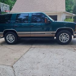 99 Tahoe 4x4 