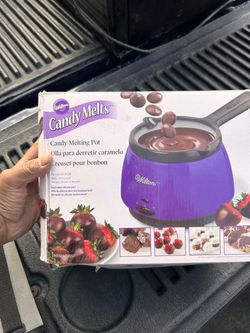 Wilton Candy Melts Candy Melting Pot