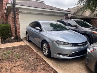 chrysler 200