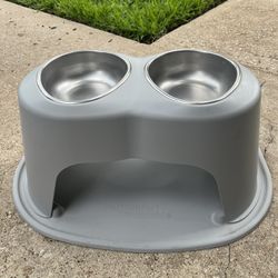 WeatherTech Double 12in High Elevated Pet Feeder/Feeding System w/extras