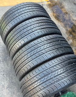 235 45 18 Pirelli I sell this Seth of tires with 80% life the 4