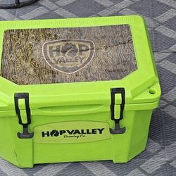Grizzly 20 Cooler