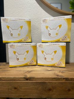 Pokémon TCG 30th Celebration Elite Trainer Box