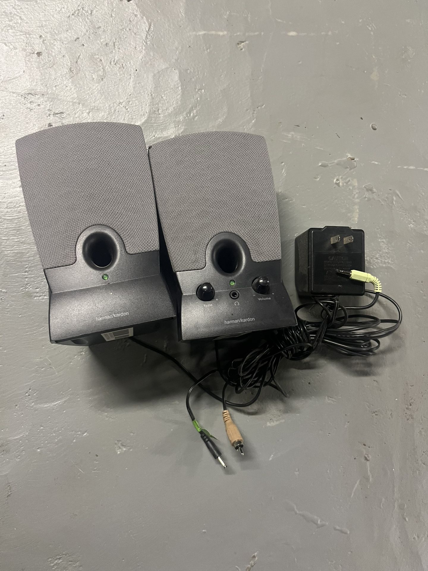 Used Harman Kardon Speakers with Power Supply