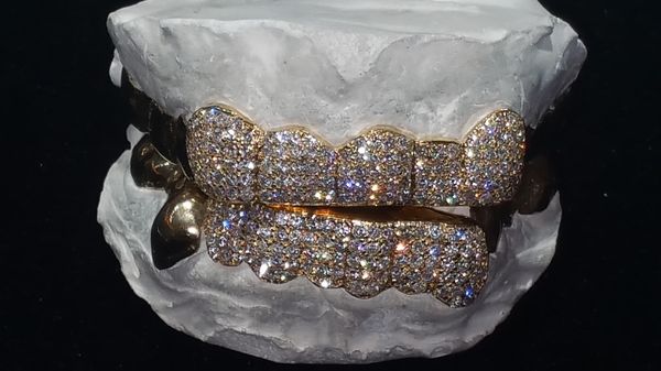Vvs Diamond Grillz For In Hinesville Ga Offerup