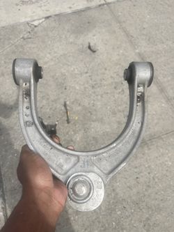 Bmw M5 F90 Front Right Upper Control Arm 18-23