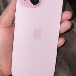 iPhone 15