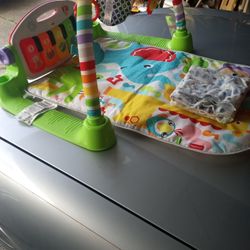 Toddler Play Mat With Lights And Playing Piano 