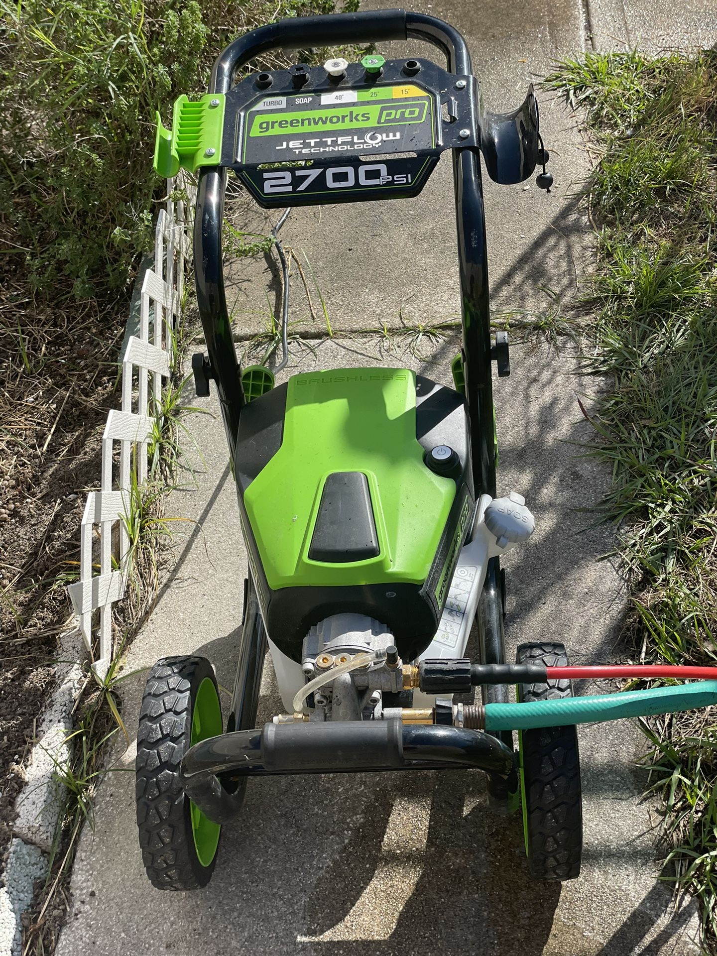 greenworks pro GPW2700 Electric Pressure Washer (2700PSI)